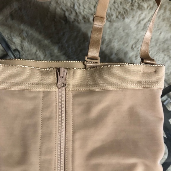 Body shaper - Picture 3 of 7